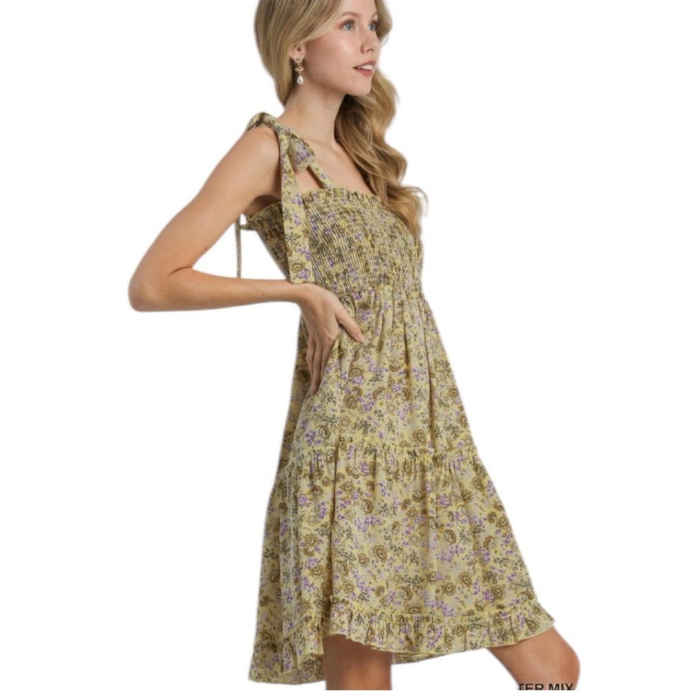 ‘Alivia’ Floral Print A-Line Smocked Ruffle Tiered Dress - Picture 2 of 8